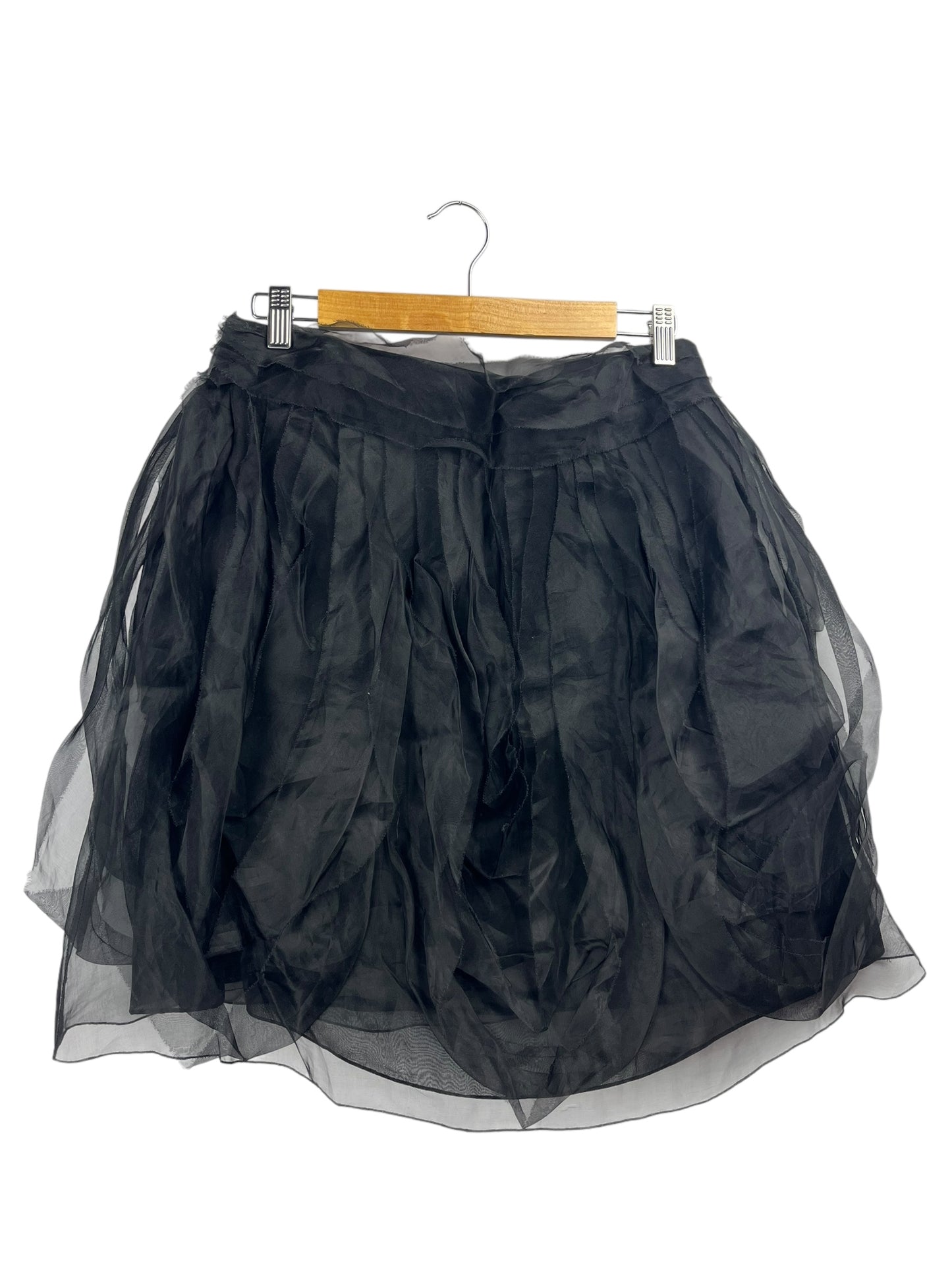 Emporio Armani silk ruffled skirt Waist 32” Lenght 21”