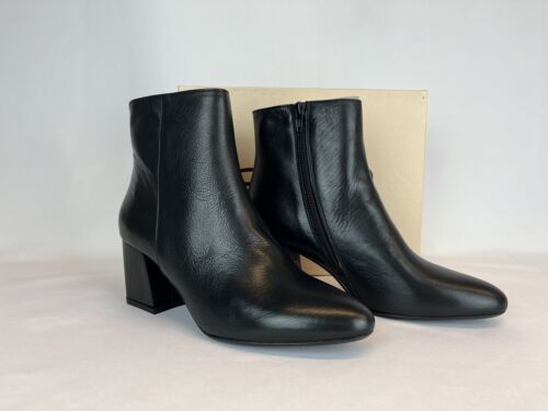 Made in Italy genuine leather boots with heel and zip size: EU 36 or 39