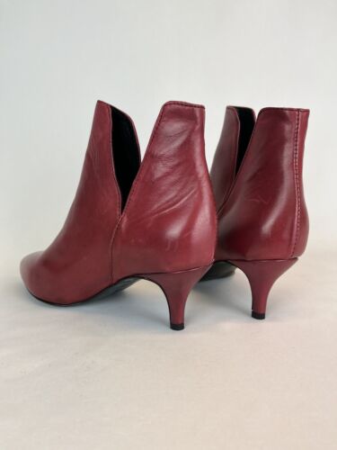 Made in Italy Genuine Leather Red Boots with thin Heel - Size: UK 5