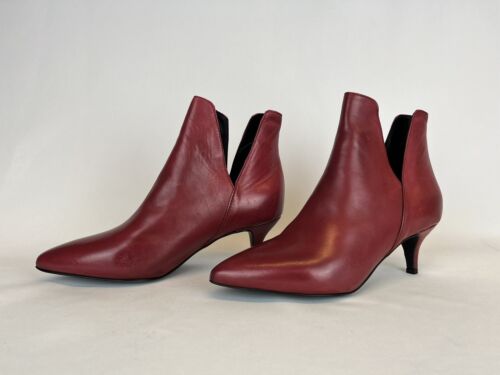 Made in Italy Genuine Leather Red Boots with thin Heel - Size: UK 5