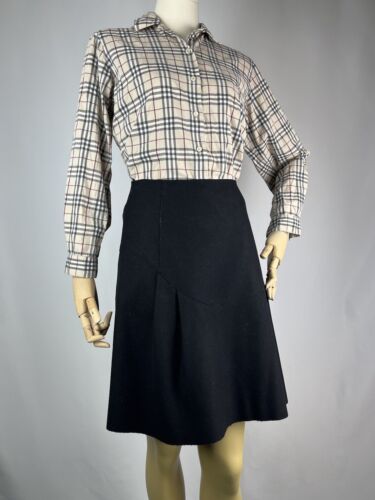 Miu Miu Wool Mini Skirt with Pleats - W30 L20 - Good Condition