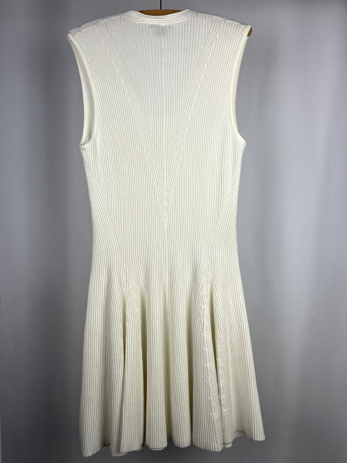 Club Monaco white knitted dress Size L