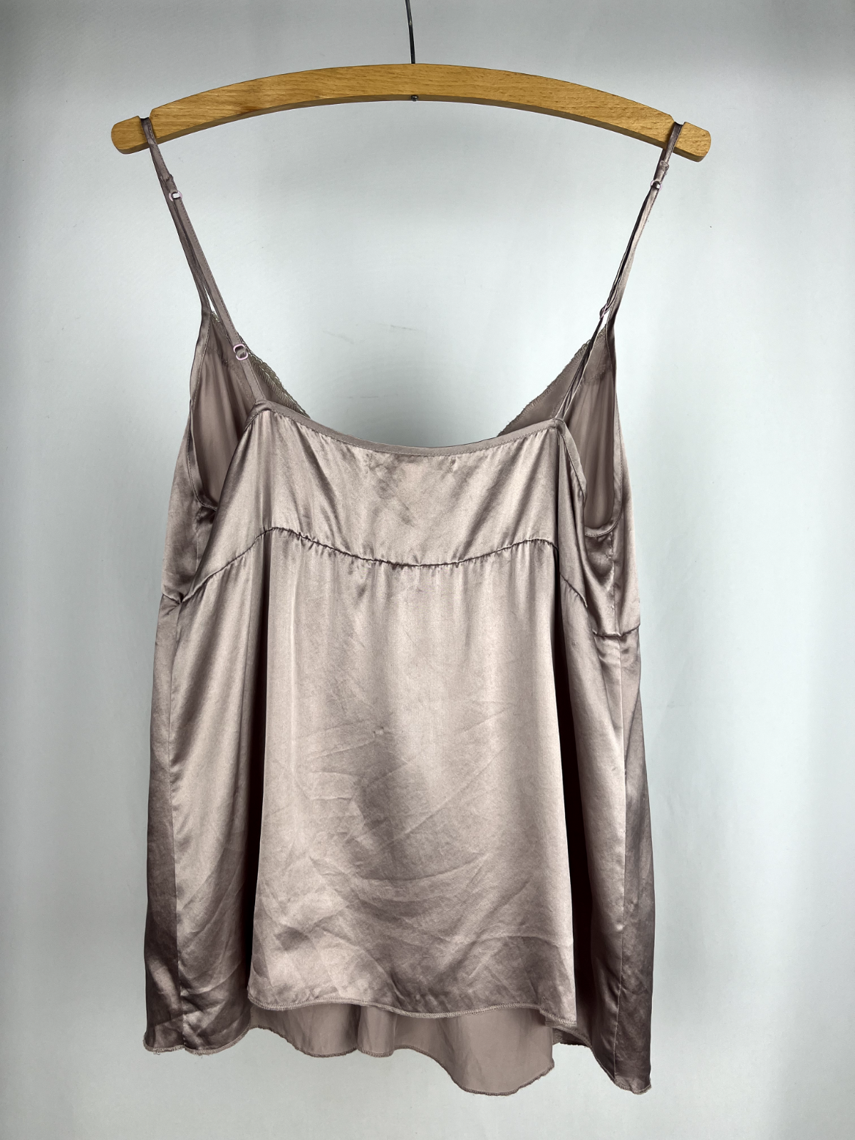 Gold Hawk grey camisole 100% silk size M