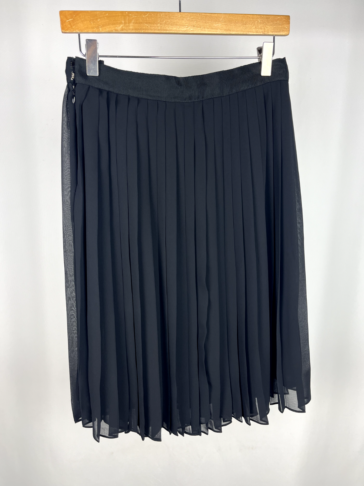 Club Monaco black pleated skirt W29 L23