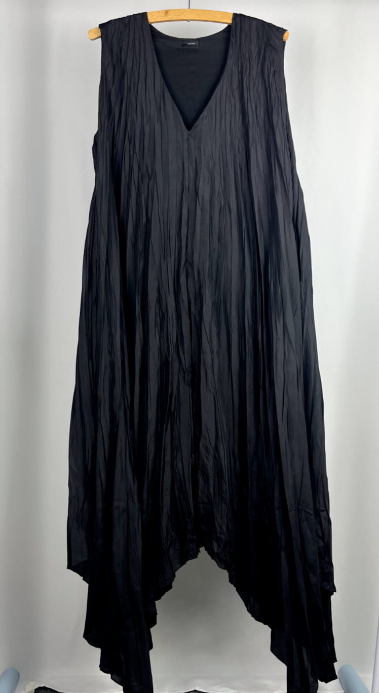 Jospeh blak pleated dress 100% Silk EU40