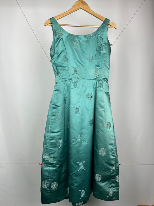 Sleeveless silk vintage midi dress