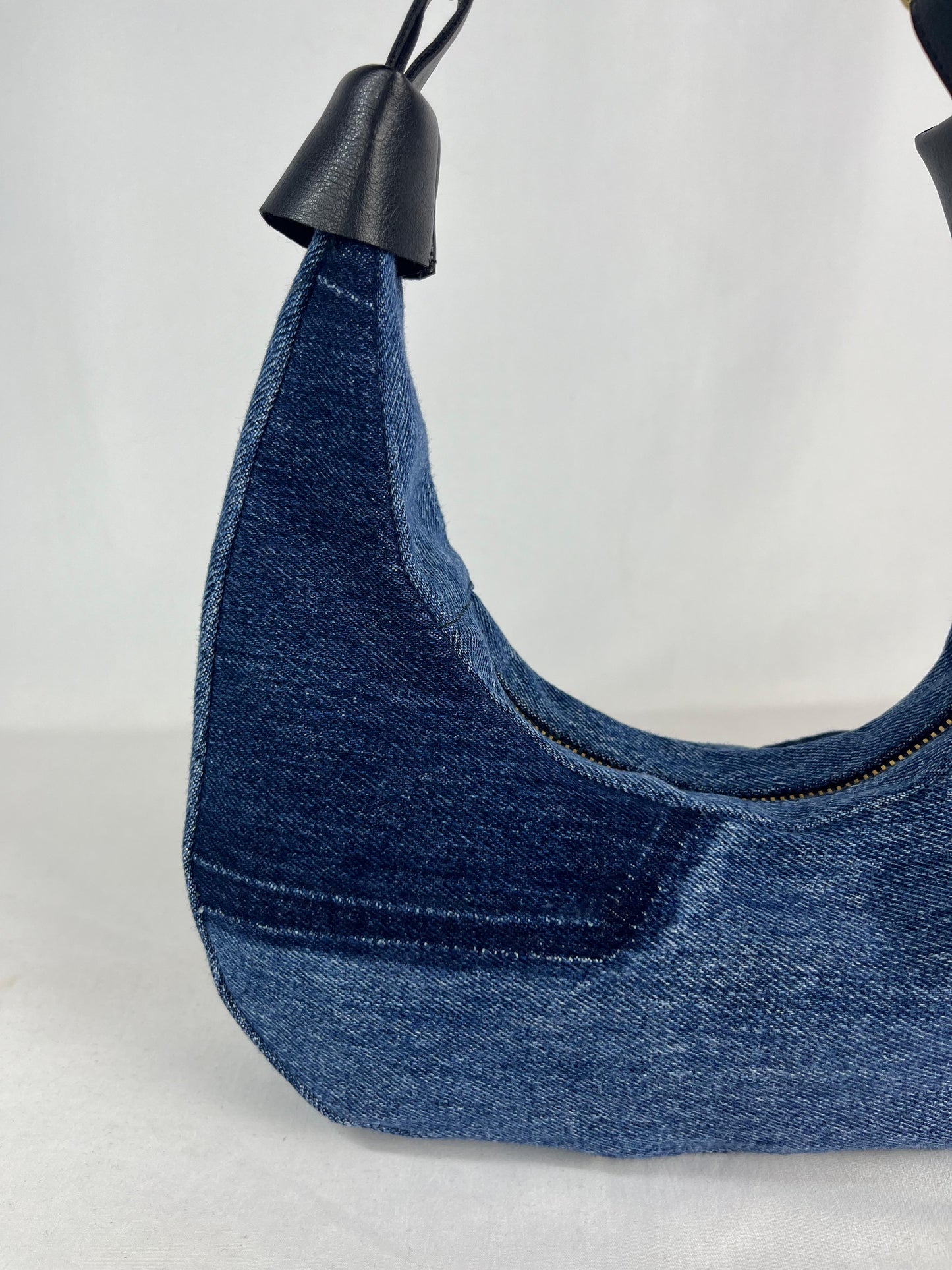 Mezzaluna Bluewave denim bag