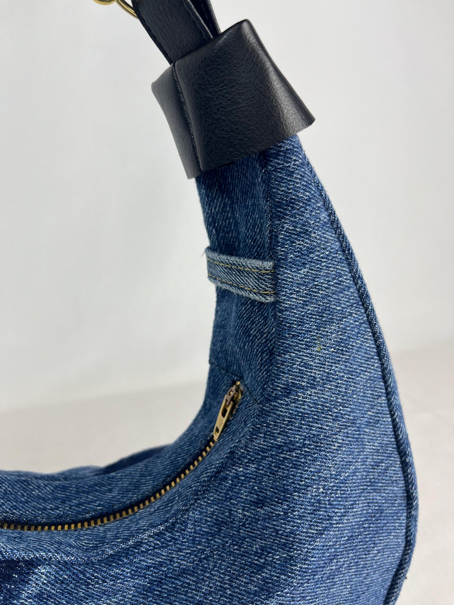 Mezzaluna Bluewave denim bag